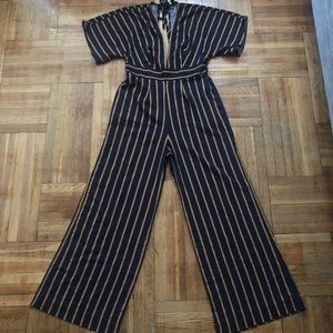 Romper with pockets!!!